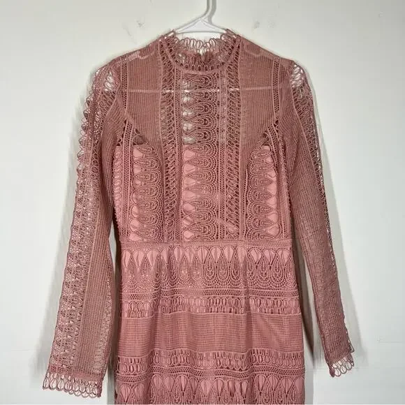 Bardot Mariana Lace Dress Size US 6 / Small Bardot Mariana Lace Dress Size US 6 / Small